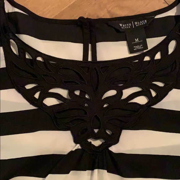 Flowy blouse from White House black market. - Picture 3 of 3